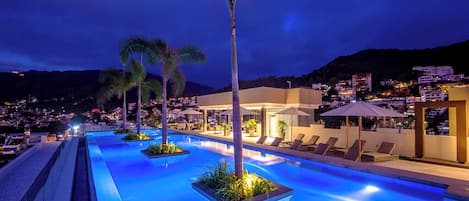 Een verwarmd zwembad