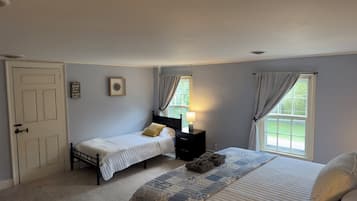 5 Schlafzimmer, Schreibtisch, BĂŒgeleisen/BĂŒgelbrett, Reisekinderbett