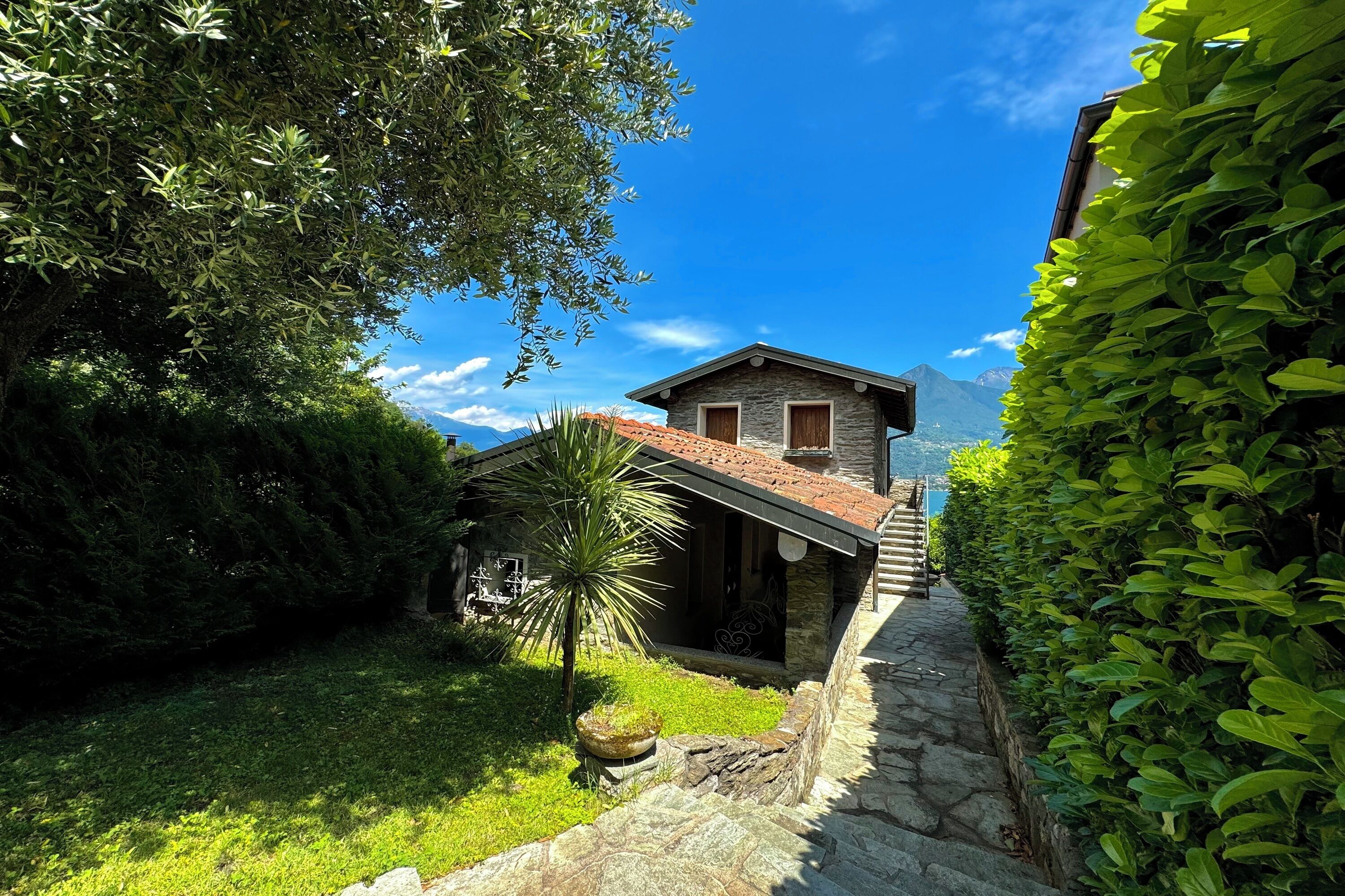 Maison mitoyenne Familiale, plusieurs chambres, côté montagne (Villetta Alessia) | Extérieur