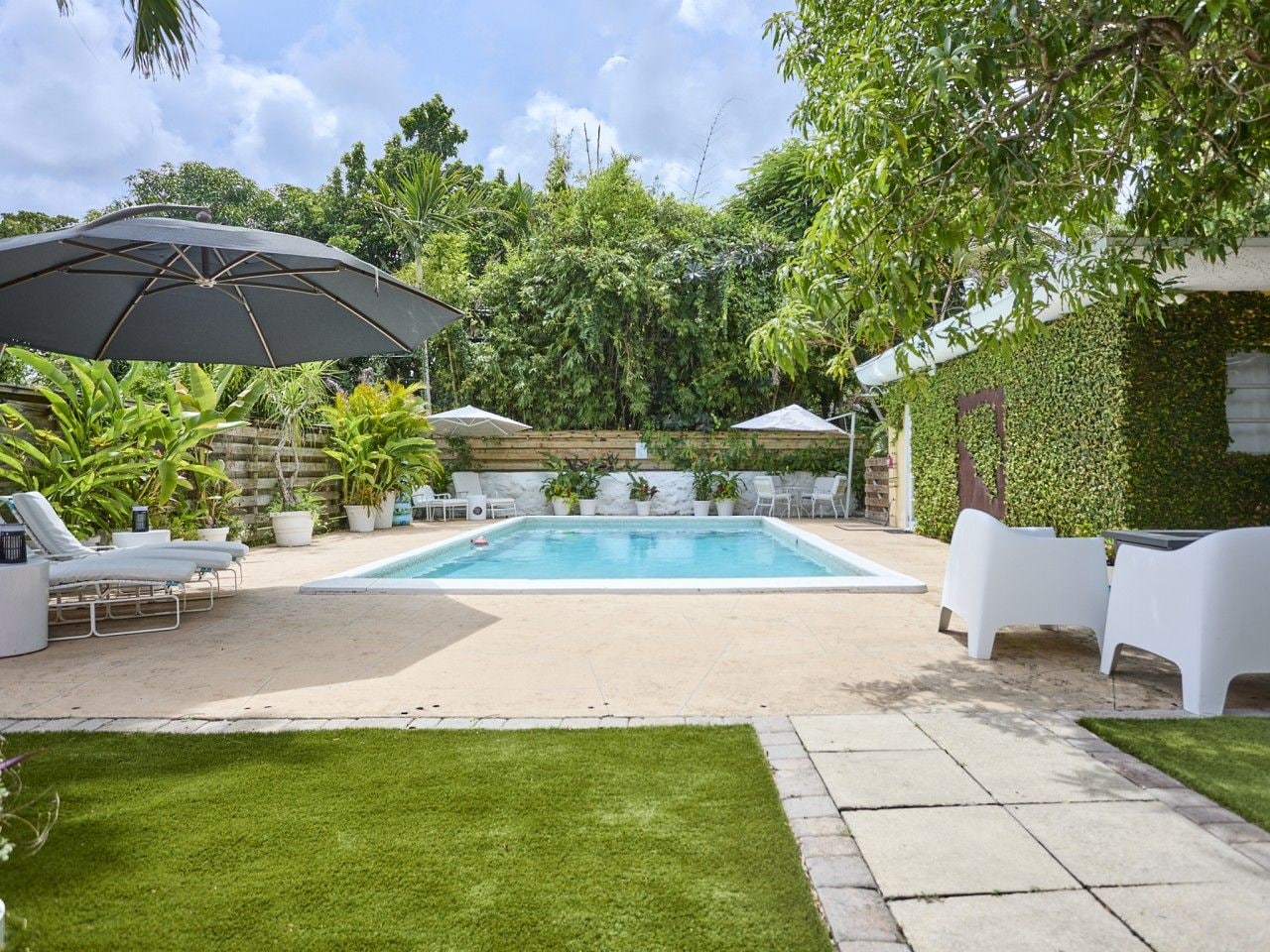 Pool