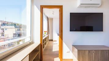 Doppia panoramica (1 Bedroom-Doppia Superior-Camera 4) | 1 camera, postazione laptop, lenzuola