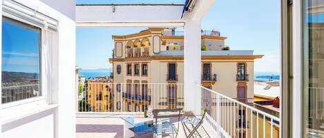 Panoramic Studio (1 Bedroom - Doppia Deluxe- Camera 5) | Terrace/patio