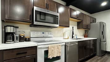 Microwave, oven, stovetop, dishwasher