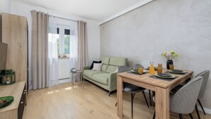 Unclassified image, 5 of 36, button - Apartment Heart of Szczecin by Renters (Szczecin)