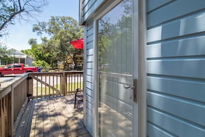 Exterior detail - Adorable one bedroom~Folly Vista (Folly Beach)