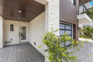 Exterior detail - New Luxury Home with Beach Views and Pool, 1 min to Beach - Siena Sky (Anna Maria)