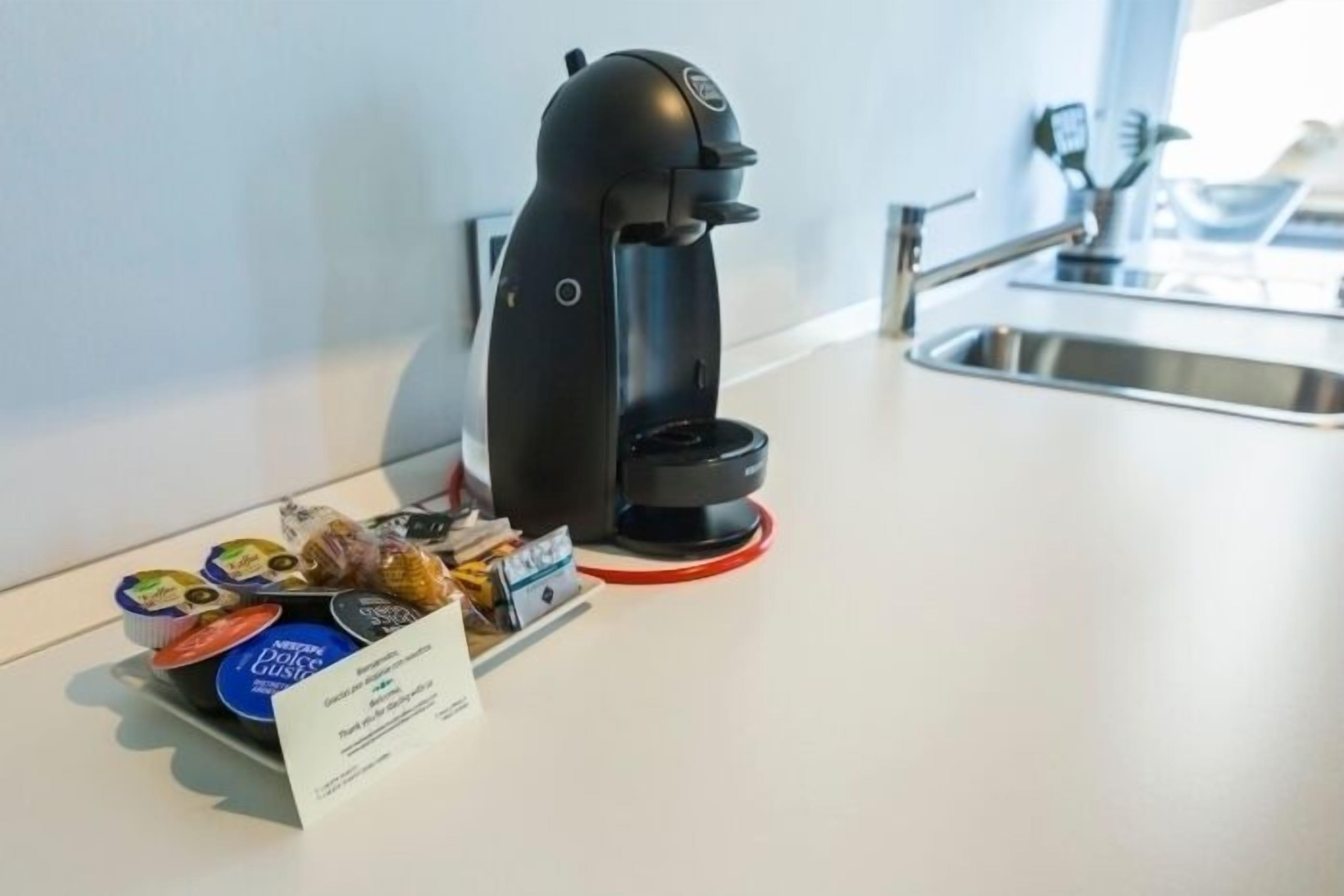 Kaffee und/oder Kaffeemaschine