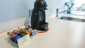 Kaffee und/oder Kaffeemaschine