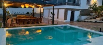 Chalet in Córdoba · 5 bedrooms · 12 beds · 4 baths