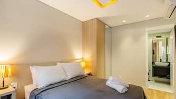 Basic Apartment | Iron/ironing board, WiFi (free), bed sheets