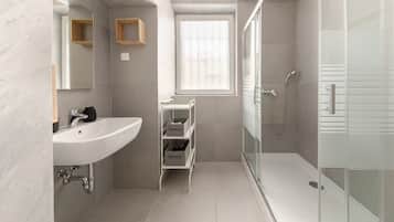 Shower, towels, soap, shampoo