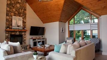 TV connectée, cheminée