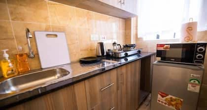 Lux Suites Coralway Apartment Langata