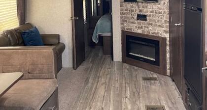 Cozy Camper at Bear Creek