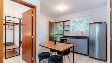 Basic Apartment | Dining