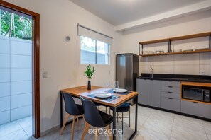Apartament bàsic | Cuina privada | Cafetera i tetera i bullidora elèctrica