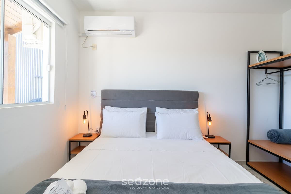 Basic Apartment | 1 bilik tidur, seterika/papan seterika, Wi-fi percuma, cadar katil