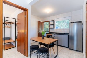 Basic Apartment | Dining