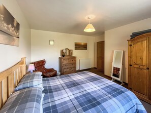 Unclassified image, 3 of 13, button