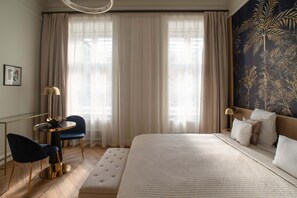 Heritage Oasis Apartment - Courtyard View | In-room safe, individually furnished, iron/ironing board, free WiFi - Harmonia Palace - Historic Residence (Budapest)