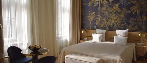 Heritage Oasis Apartment - Courtyard View | In-room safe, individually furnished, iron/ironing board, free WiFi