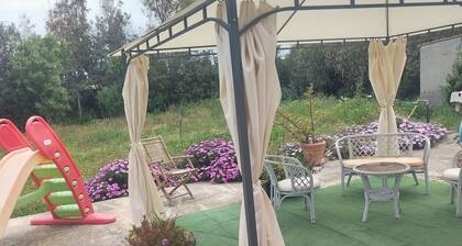 Serraona triple room with bathroom