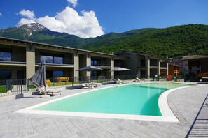 Piscine extérieure