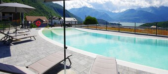 Stylish lake view apartment with Lake View - Ivan Opas Colico