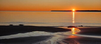 Beaver Island, MI - Blue Spruce Cottage -
