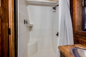 Shower, towels