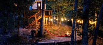 Romantic Luxury Under the trees