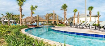 Storey Lake Resort, only 2 miles to Disney/Beautiful Apartment/amenities inc.!!