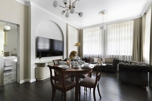 Apartment | 2 bedrooms - Willa Szwarc Spacious Jacuzzi Apartment (Sopot)