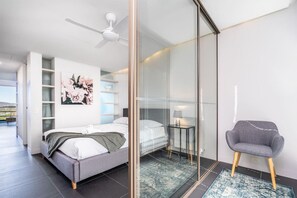 1 bedroom, desk, iron/ironing board, WiFi