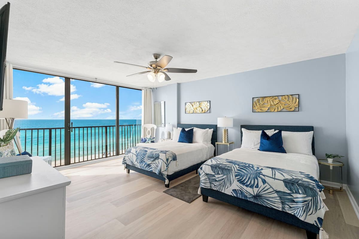 Condo, vista a la playa | 1 habitación, camas extra, wifi gratis y ropa de cama