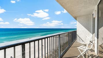 Vue sur la plage/lâocĂ©an