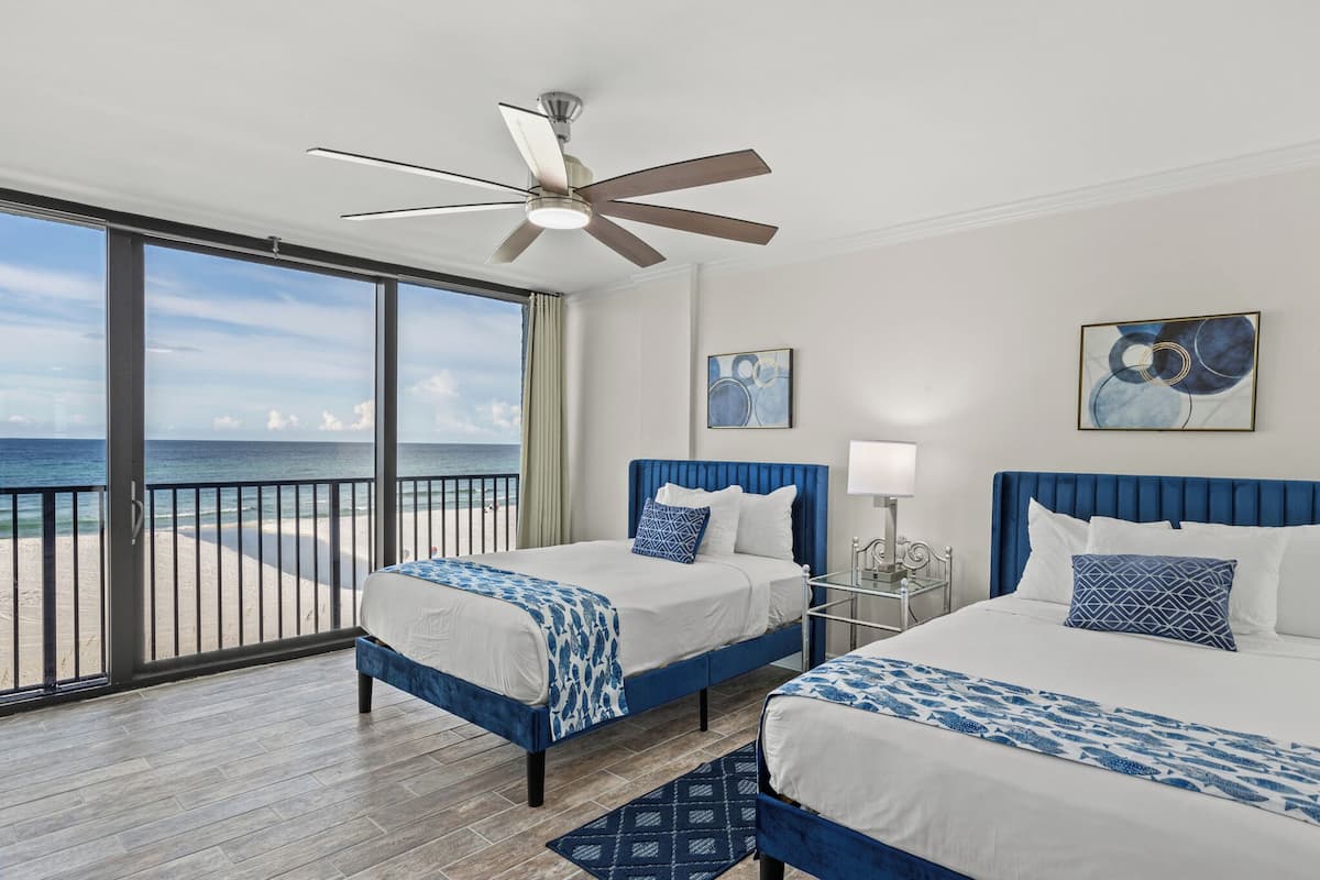 Condo, vista a la playa | 1 habitación, camas extra, wifi gratis y ropa de cama