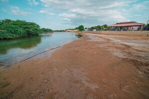 Mặt tiền nơi lưu trú