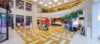 Hangzhou Fuyang Yaoyue International Hotel (Enbo Avenue)