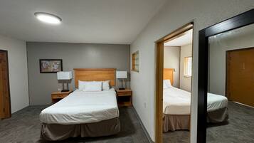 Double Room | Free WiFi, bed sheets