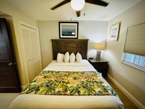 2 bedrooms, internet, bed sheets - 2BR w/ Ocean Views, Pool, Beach, Near Pennekamp Park (Tavernier)