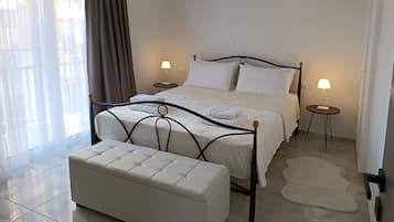 1 soverom, skrivebord, strykejern/-brett og wi-fi (inkludert)