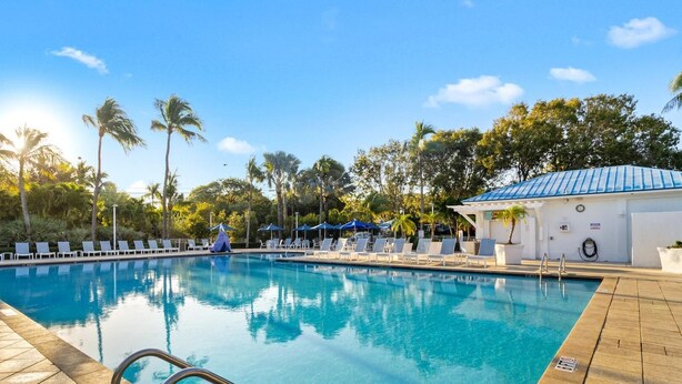 Pool - Key Largo 2BR Condo - Ocean View, Pool, and Beach (Tavernier)