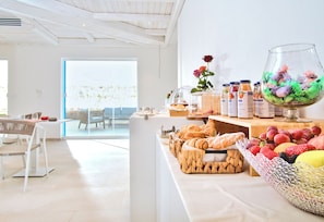 Desayuno buffet incluido todos los días