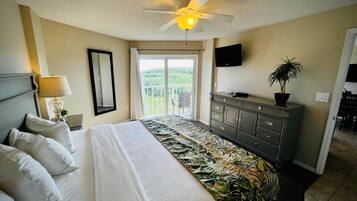 2 bedrooms, internet, bed sheets