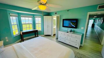 2 bedrooms, internet, bed sheets