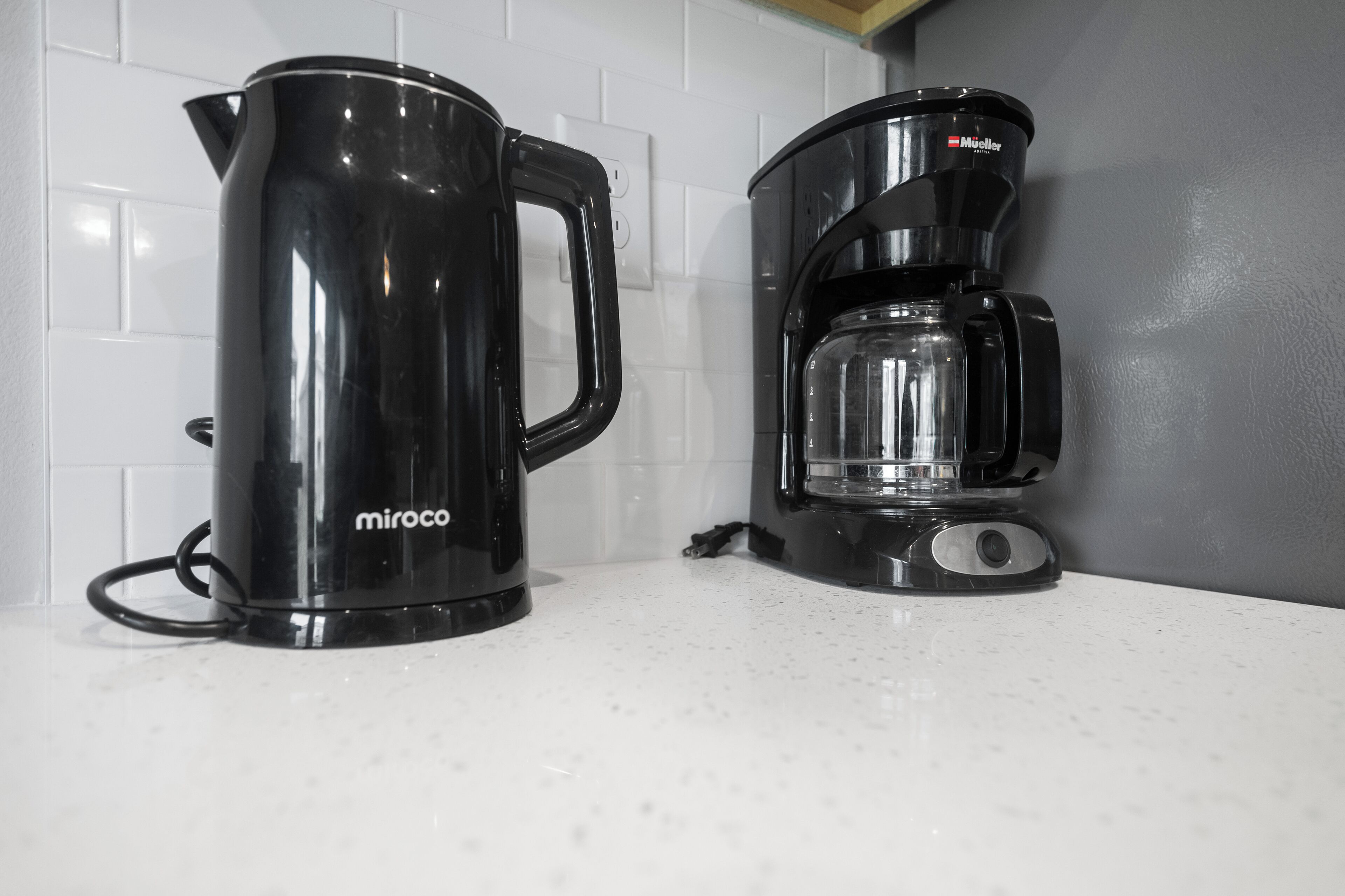 Kaffee und/oder Kaffeemaschine
