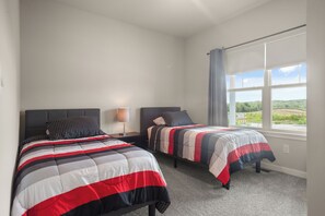 3 Schlafzimmer, Bügeleisen/Bügelbrett, kostenloses WLAN, Bettwäsche