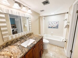 Hair dryer - Hideaway in Key Largo 2BR Condo - Ocean View, Pool (Tavernier)