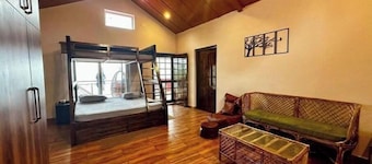 Deluxe Villa 1
